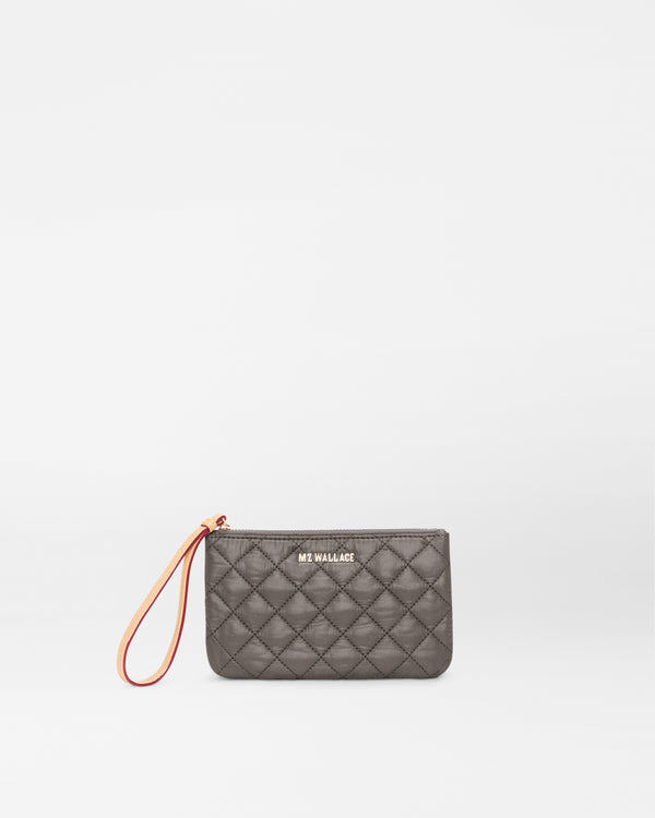 Magnet Flat Metro Wristlet II