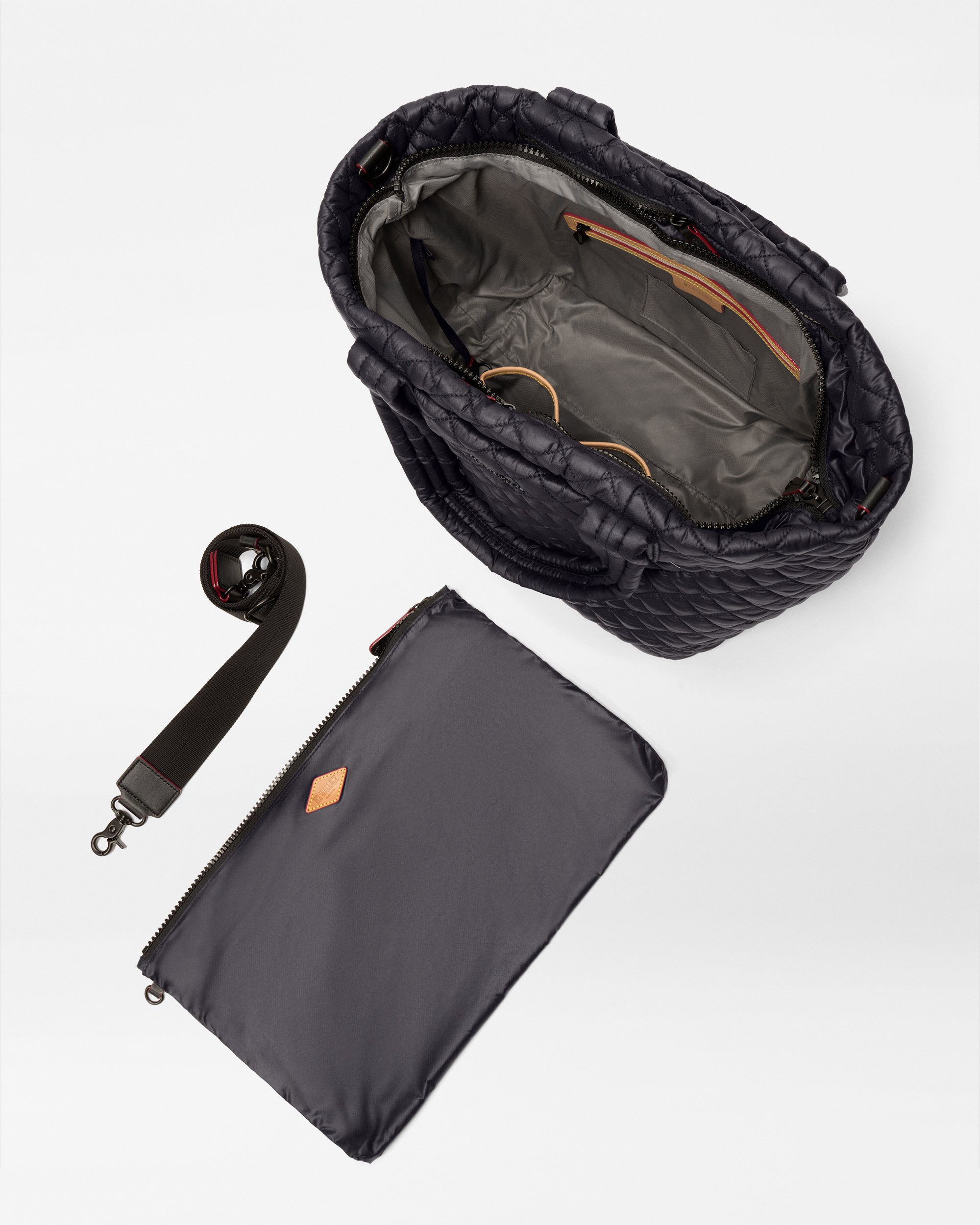 Black Medium Metro Tote Deluxe