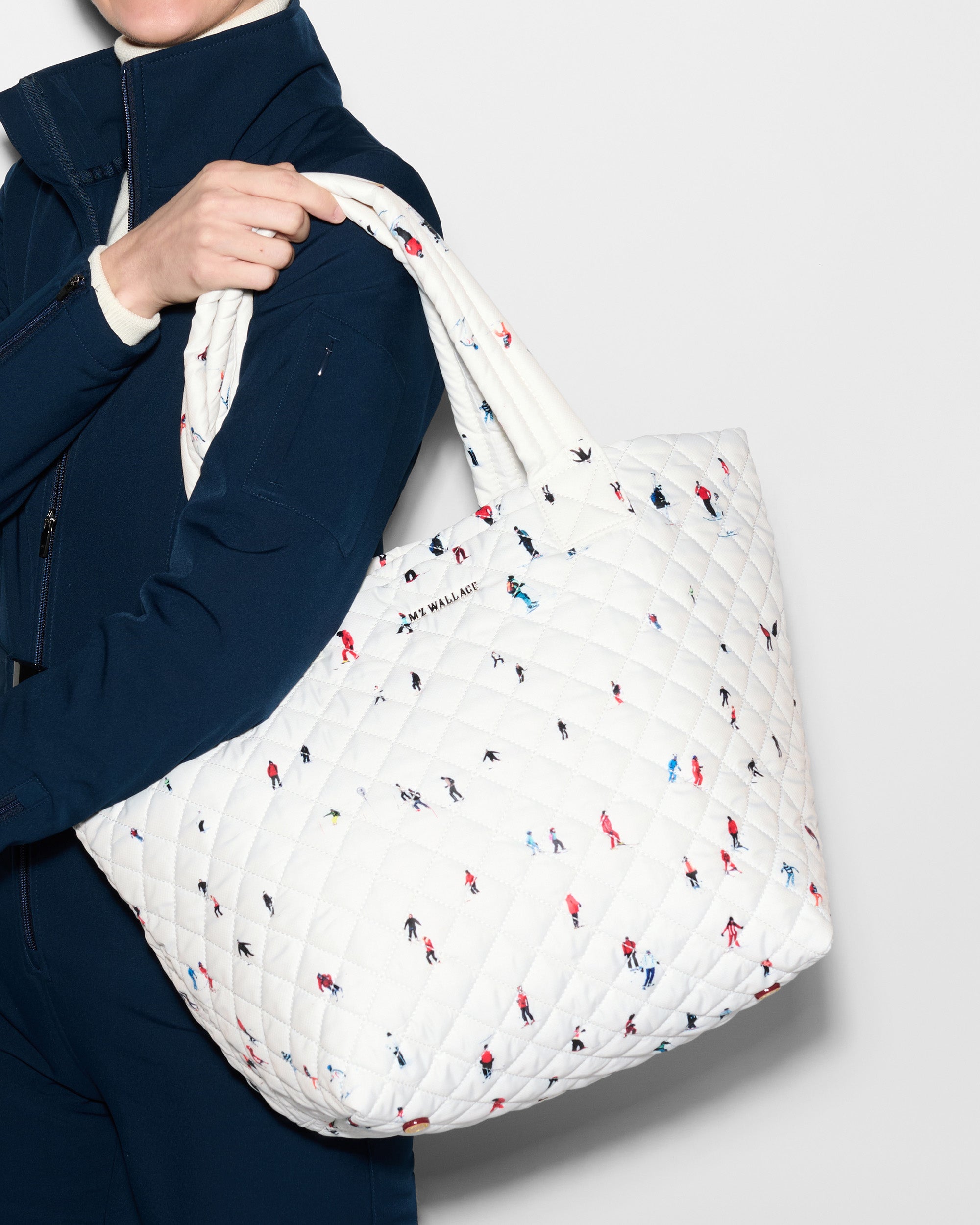 Dede Ski Print Medium Metro Tote Deluxe