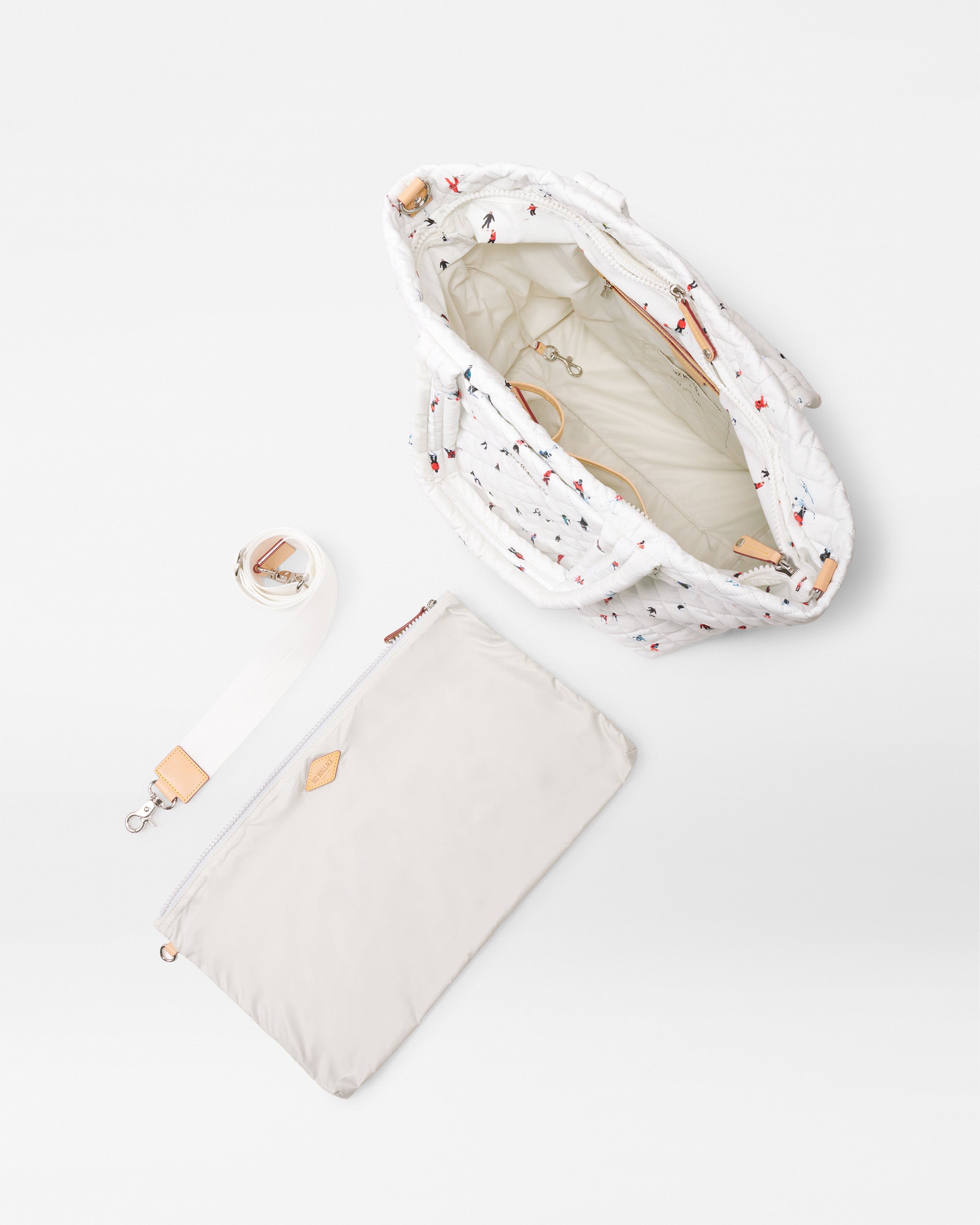 Dede Ski Print Medium Metro Tote Deluxe