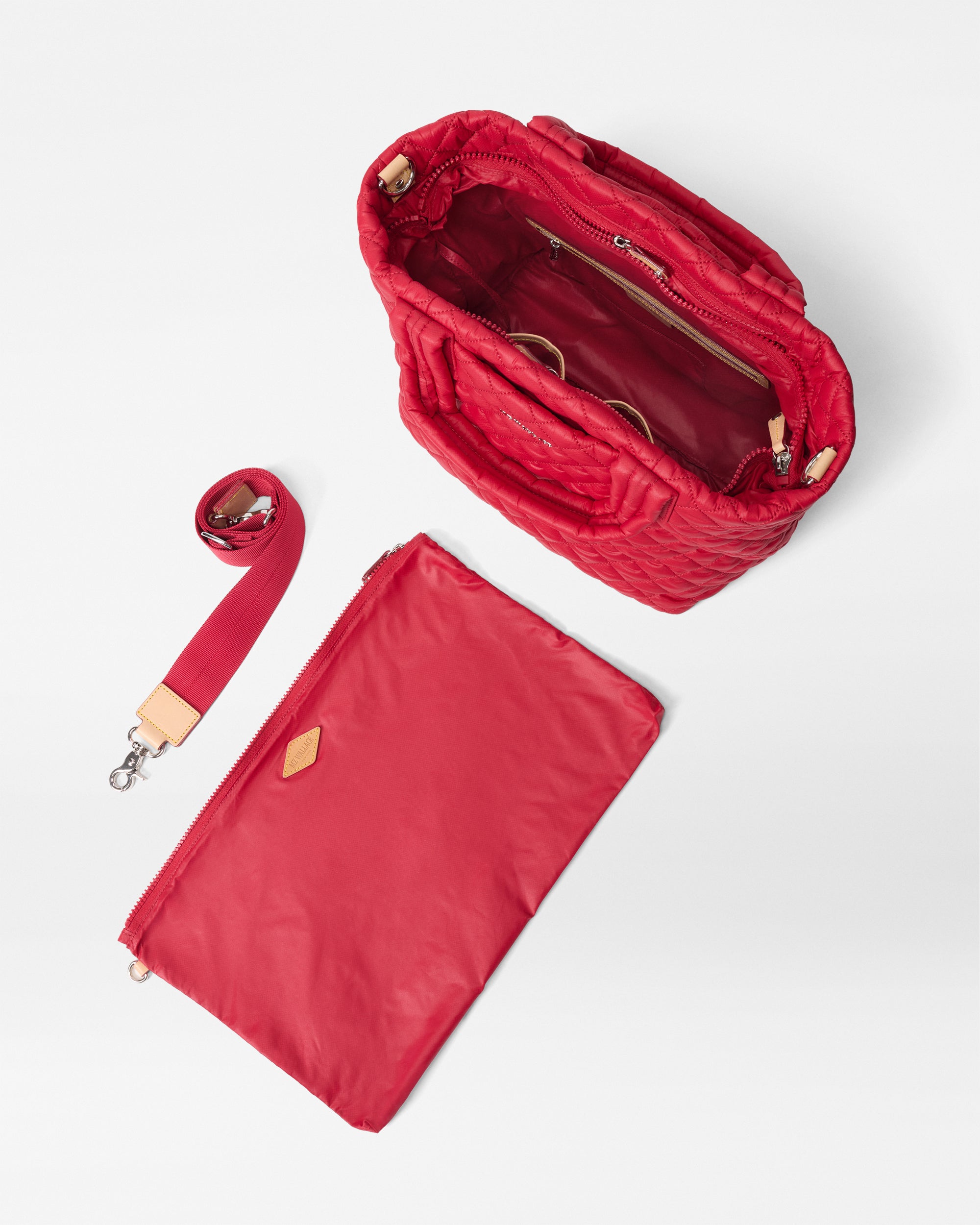 Apple Small Metro Tote Deluxe