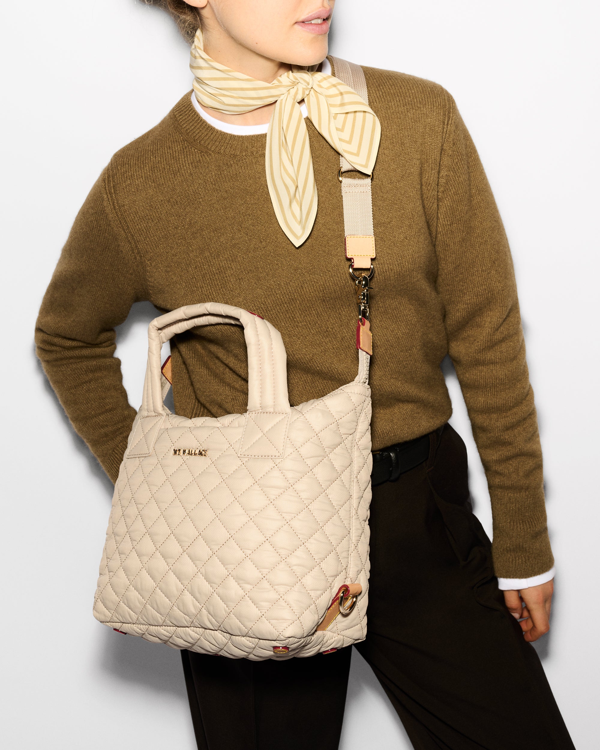 Buff Small Sutton Deluxe