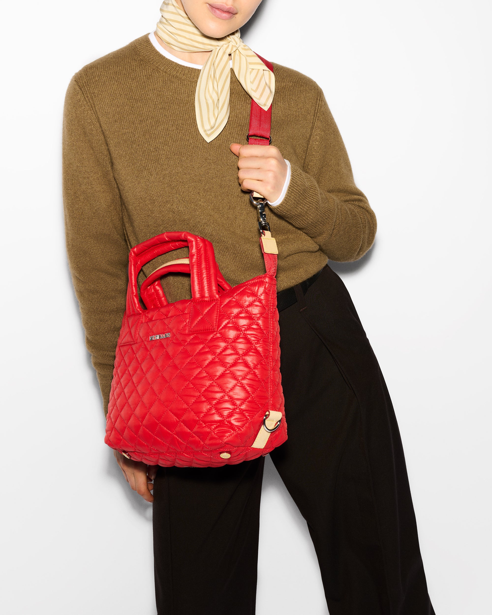 Bright Cherry Small Sutton Deluxe