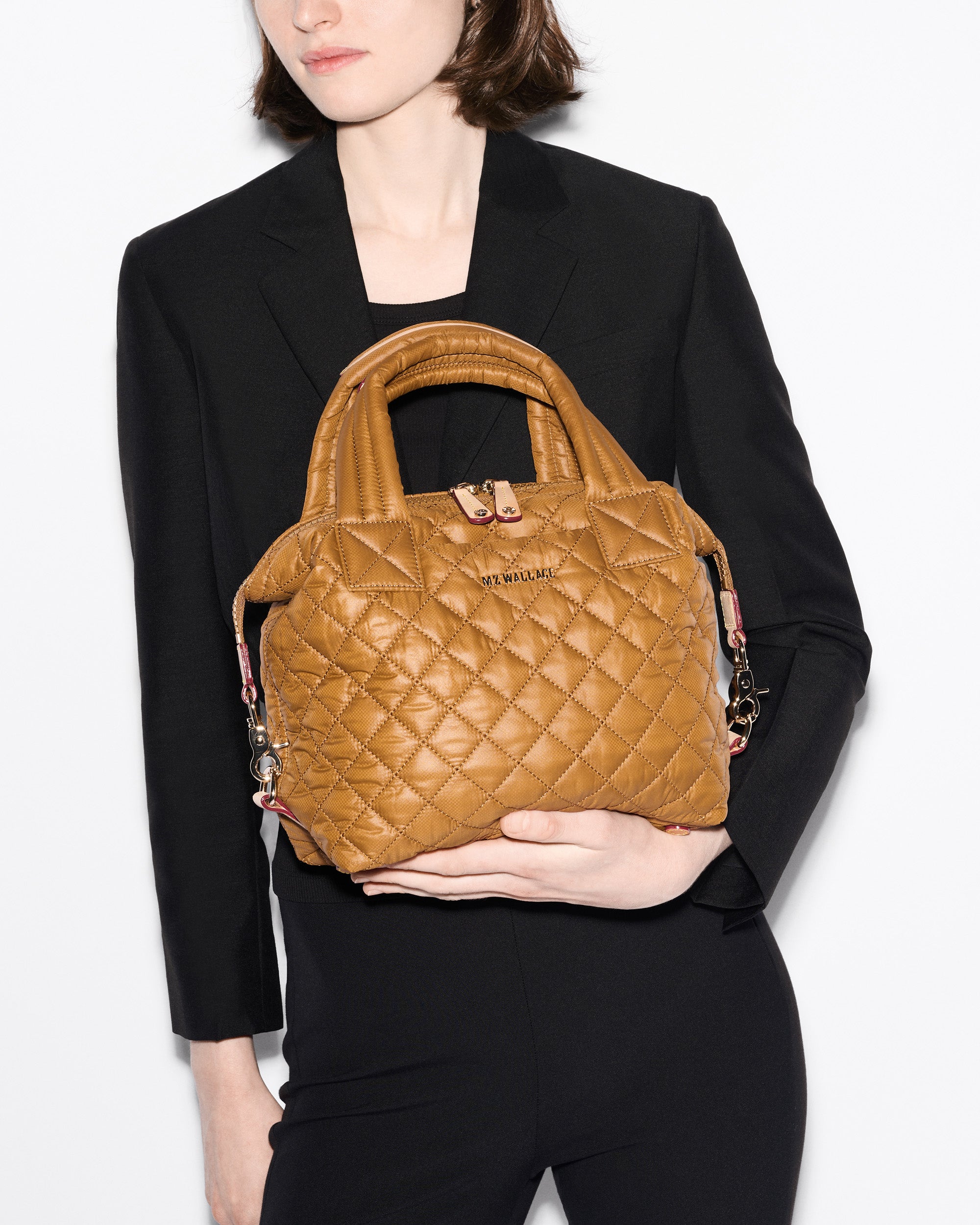 Amber Small Sutton Deluxe