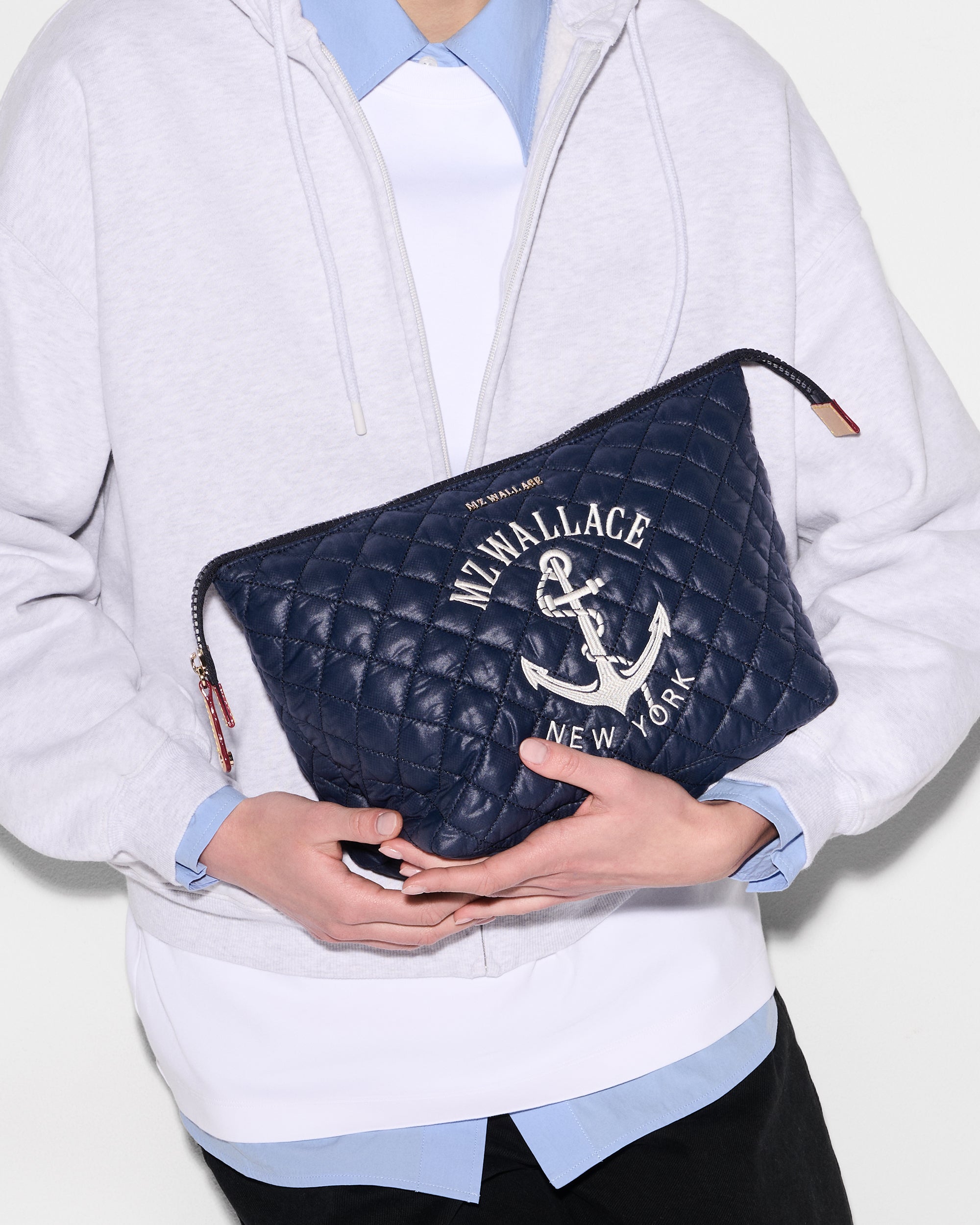 MZW Anchor Large Zoey Cosmetic