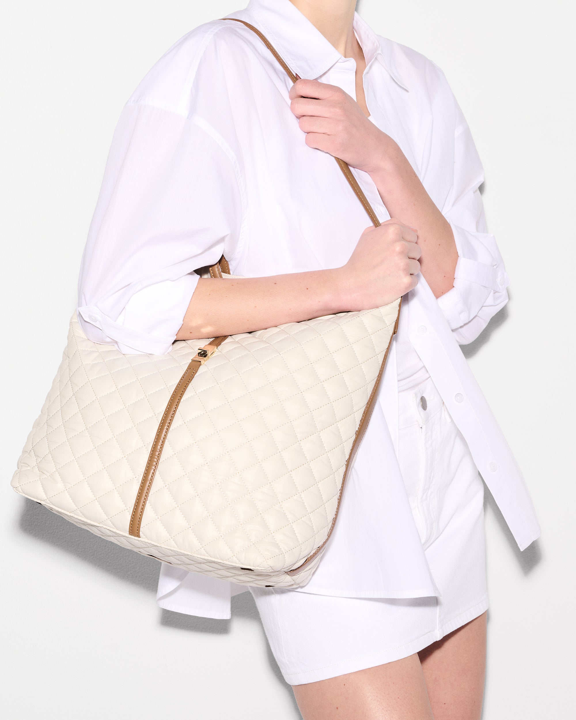 Sandshell with Brown Large Astor Hobo