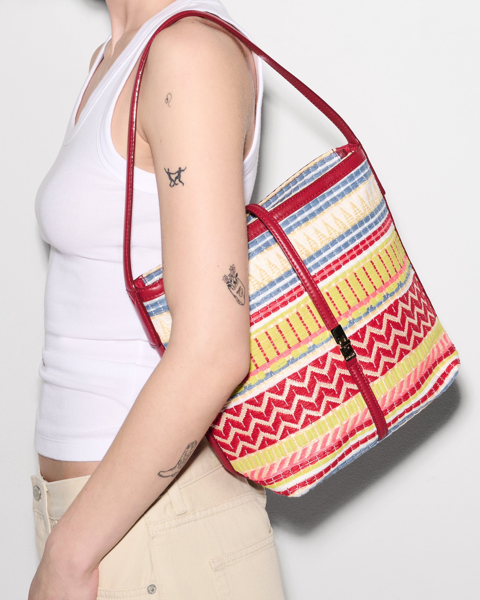 Tulum Small Astor Hobo
