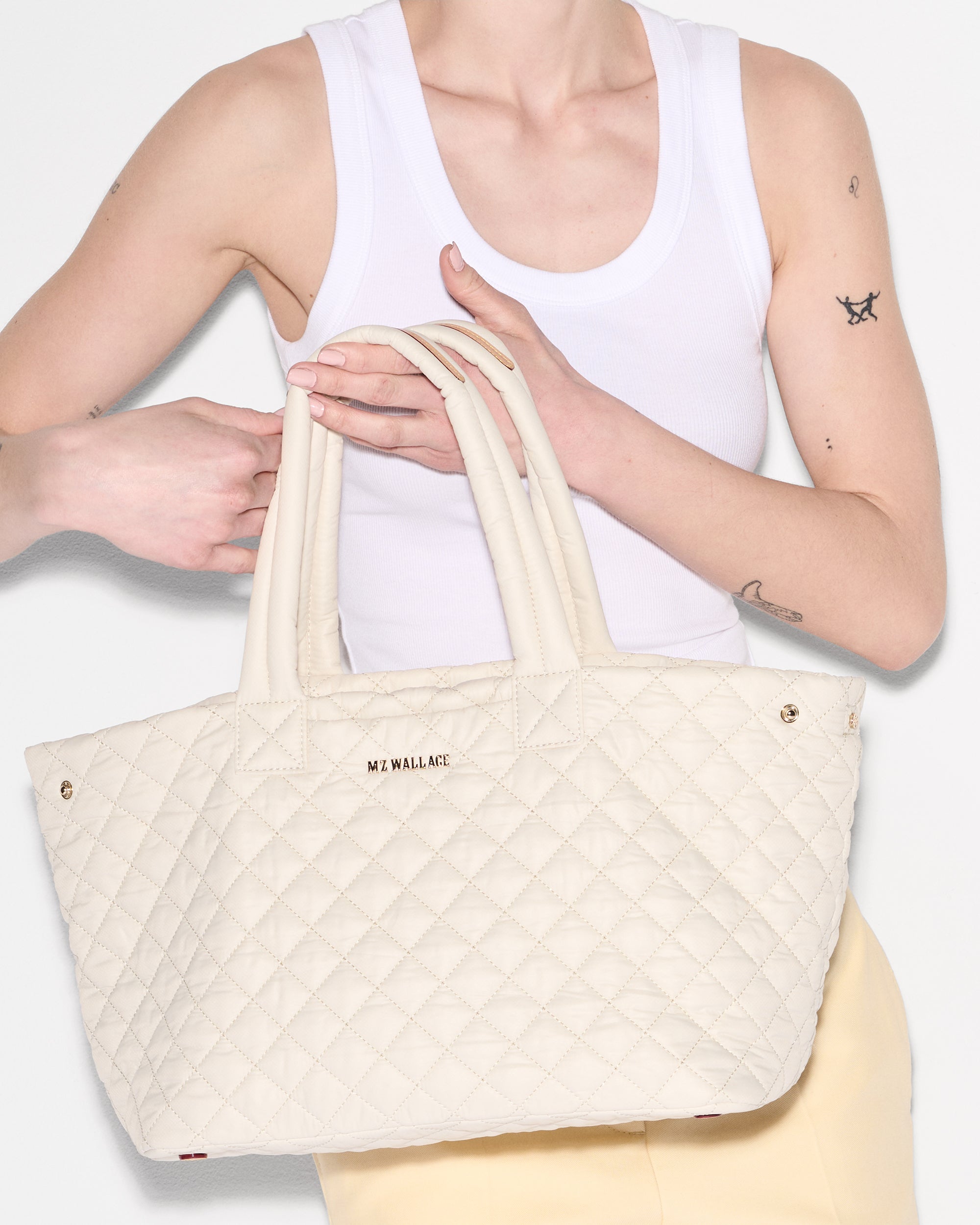 Sandshell Medium Metro City Tote
