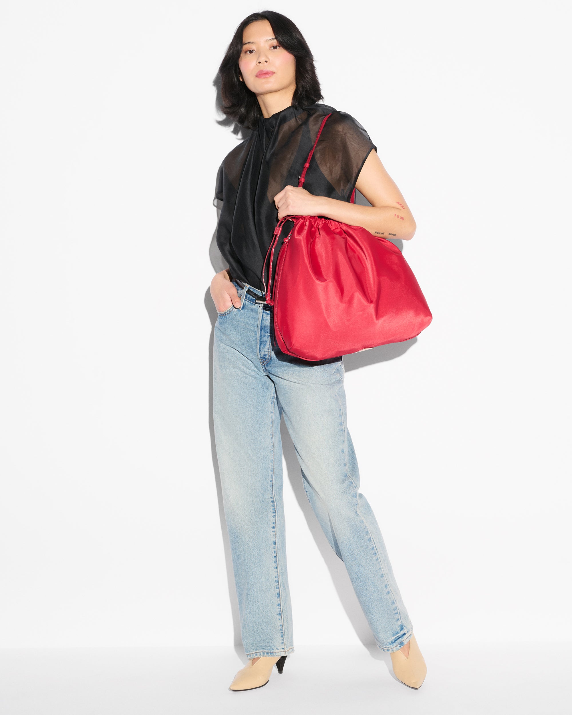 Apple Waverly Shoulder