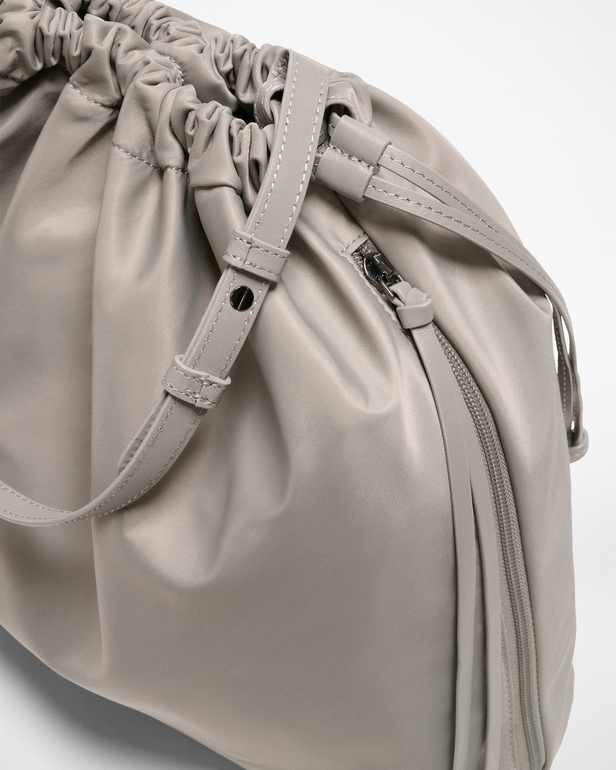 オルメル　2way BAG MZ Wallace Sable Gray Waverly Shoulder Bag | MZ Wallace