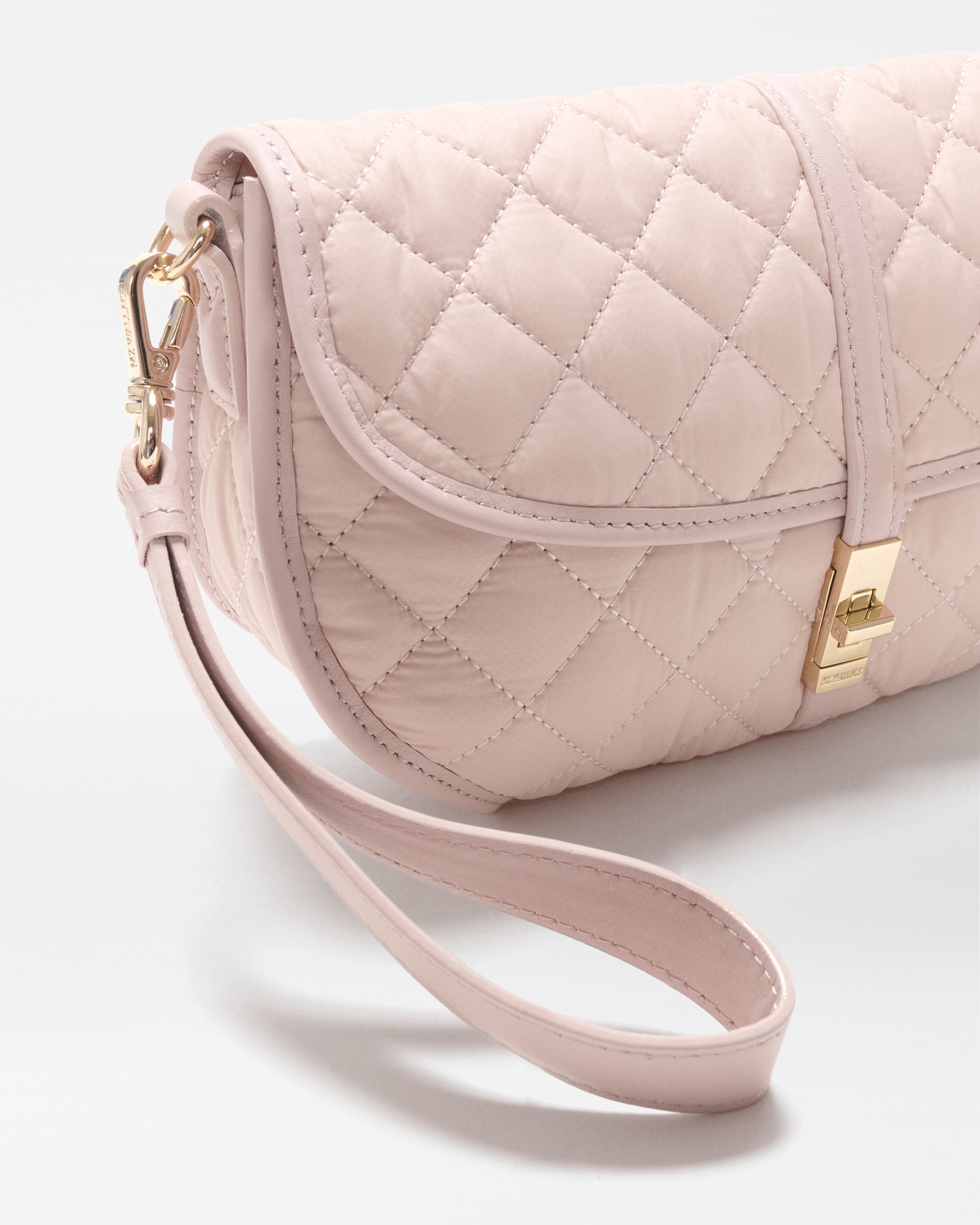 1797C2163_city_pink_small_asto