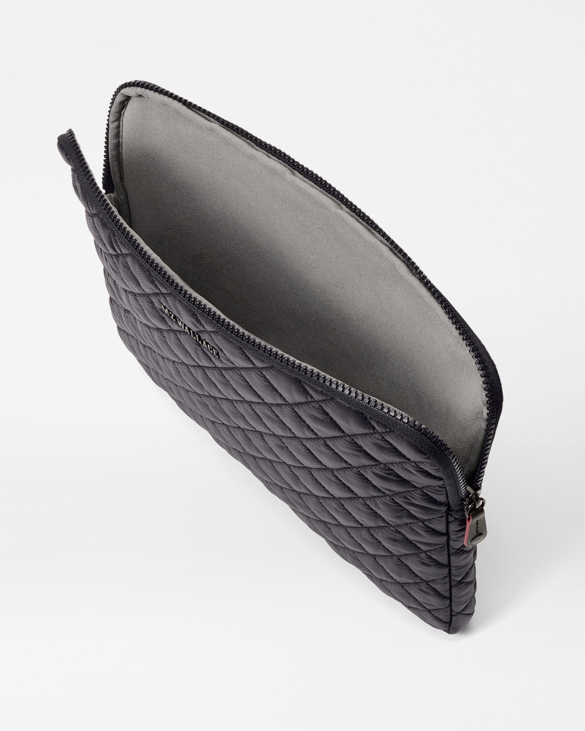 Black Small Metro Tech Sleeve