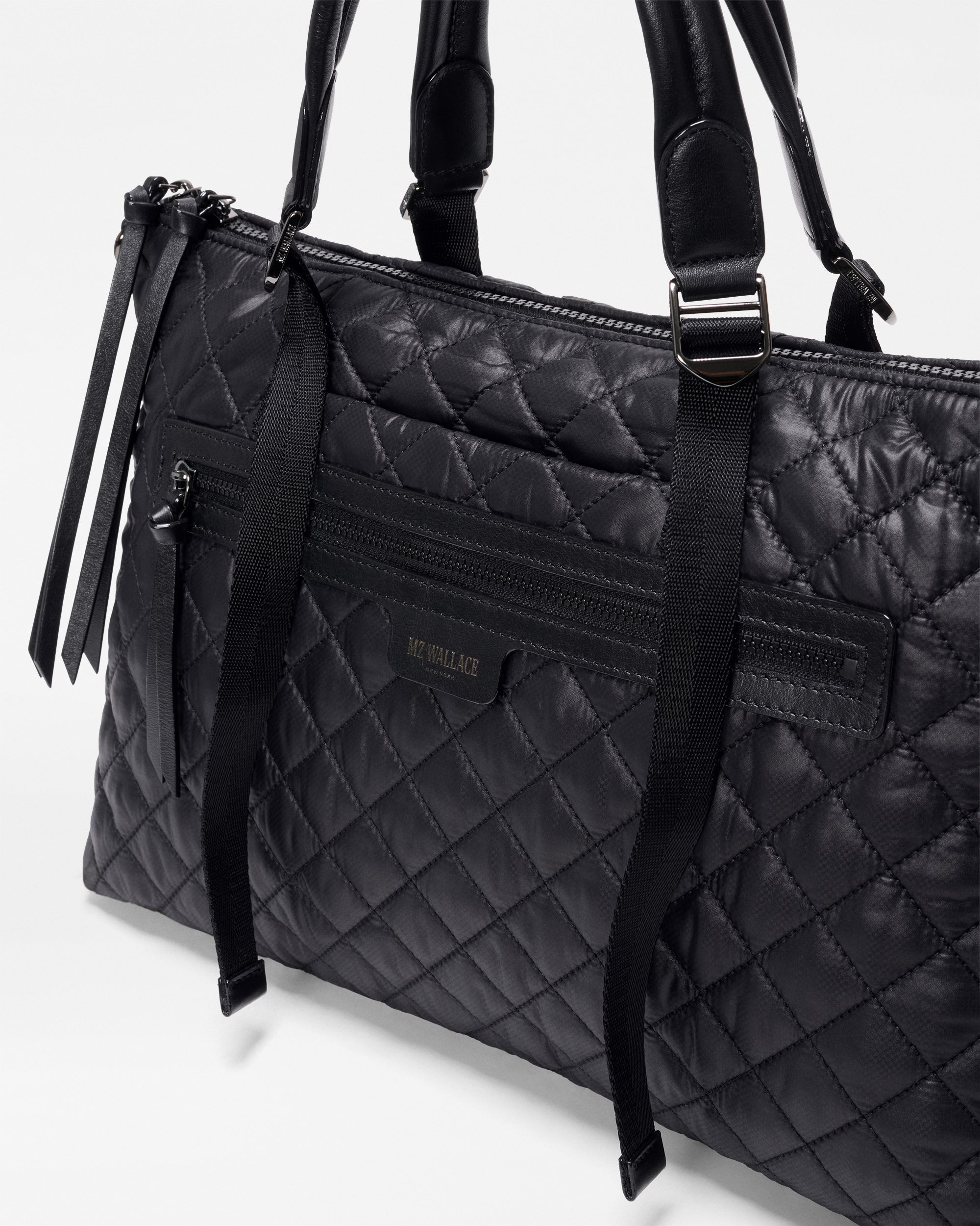 Black Medium Park Satchel