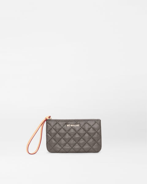 クレイジー　WAL3 MZ Wallace Magnet Gray Flat Metro Wristlet Wallet II - Luxury