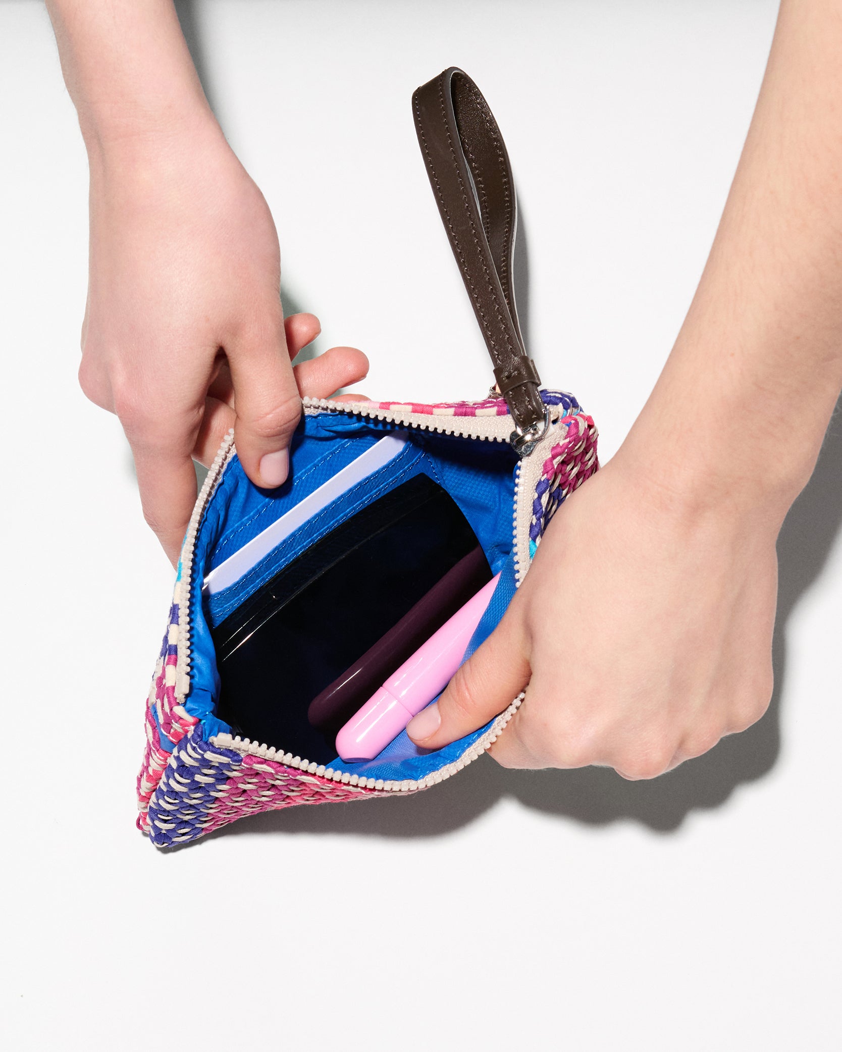 Feria Stripe Flat Metro Wristlet