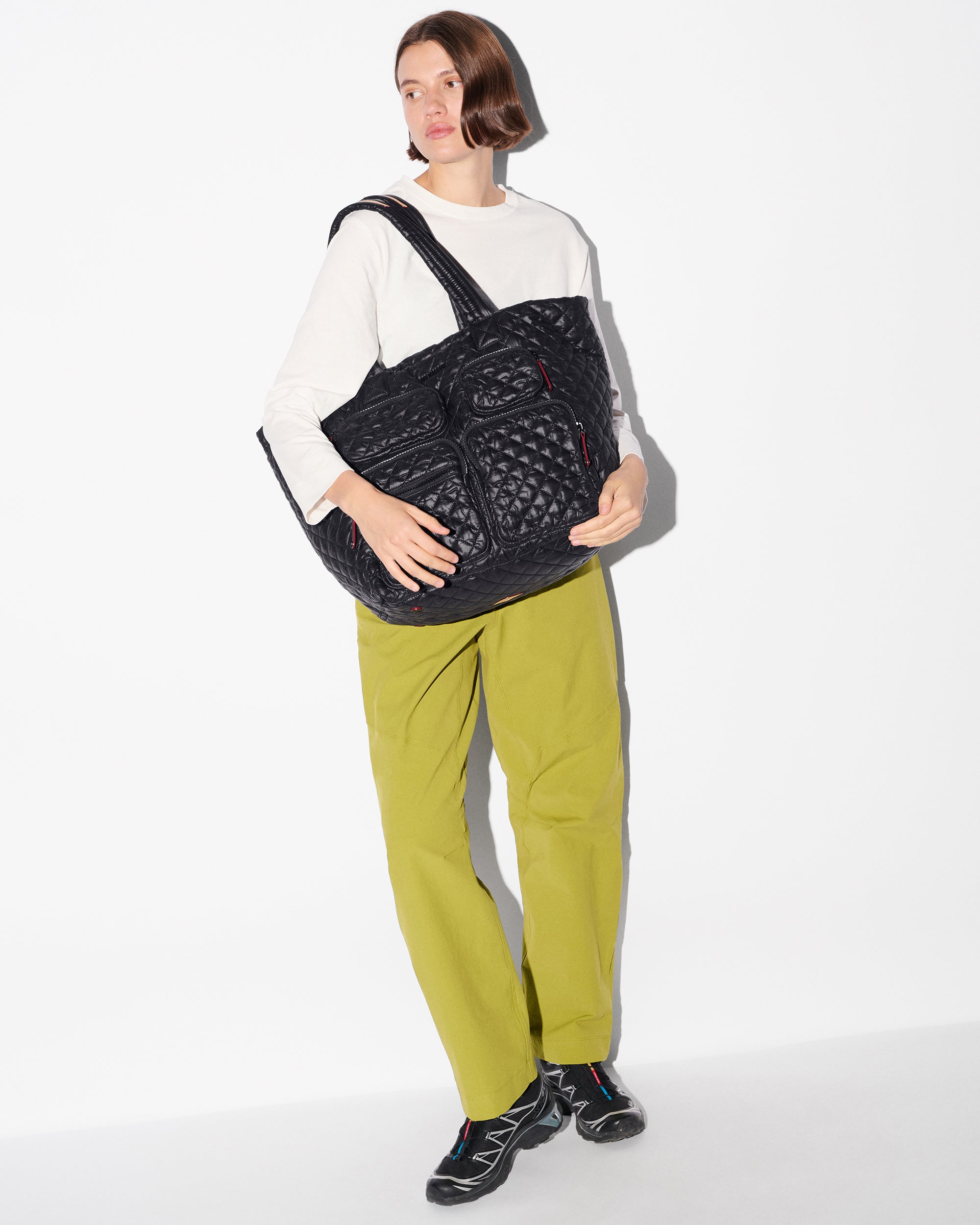 Black Large Metro Travel Tote III