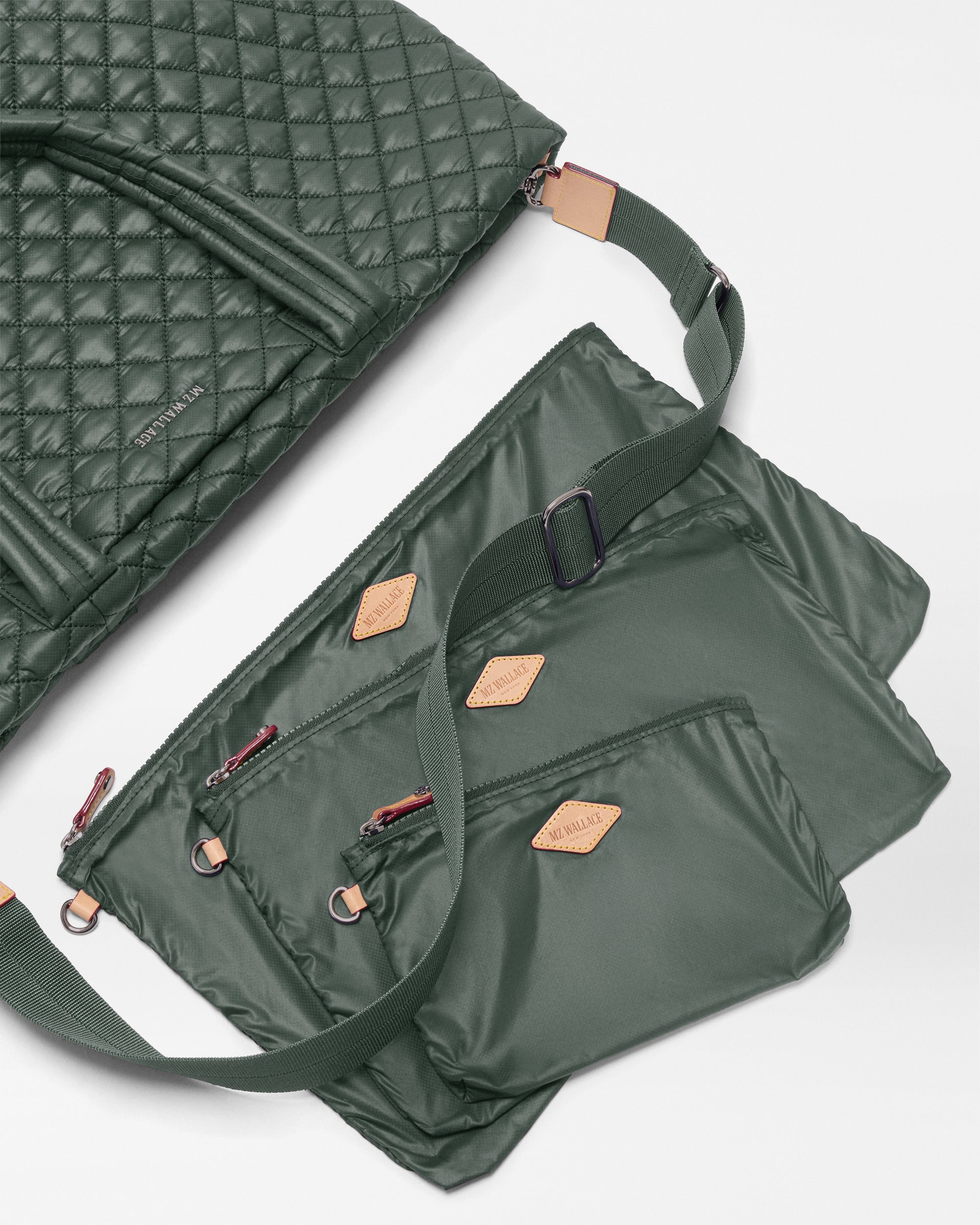 Juniper Large Metro Tote Deluxe