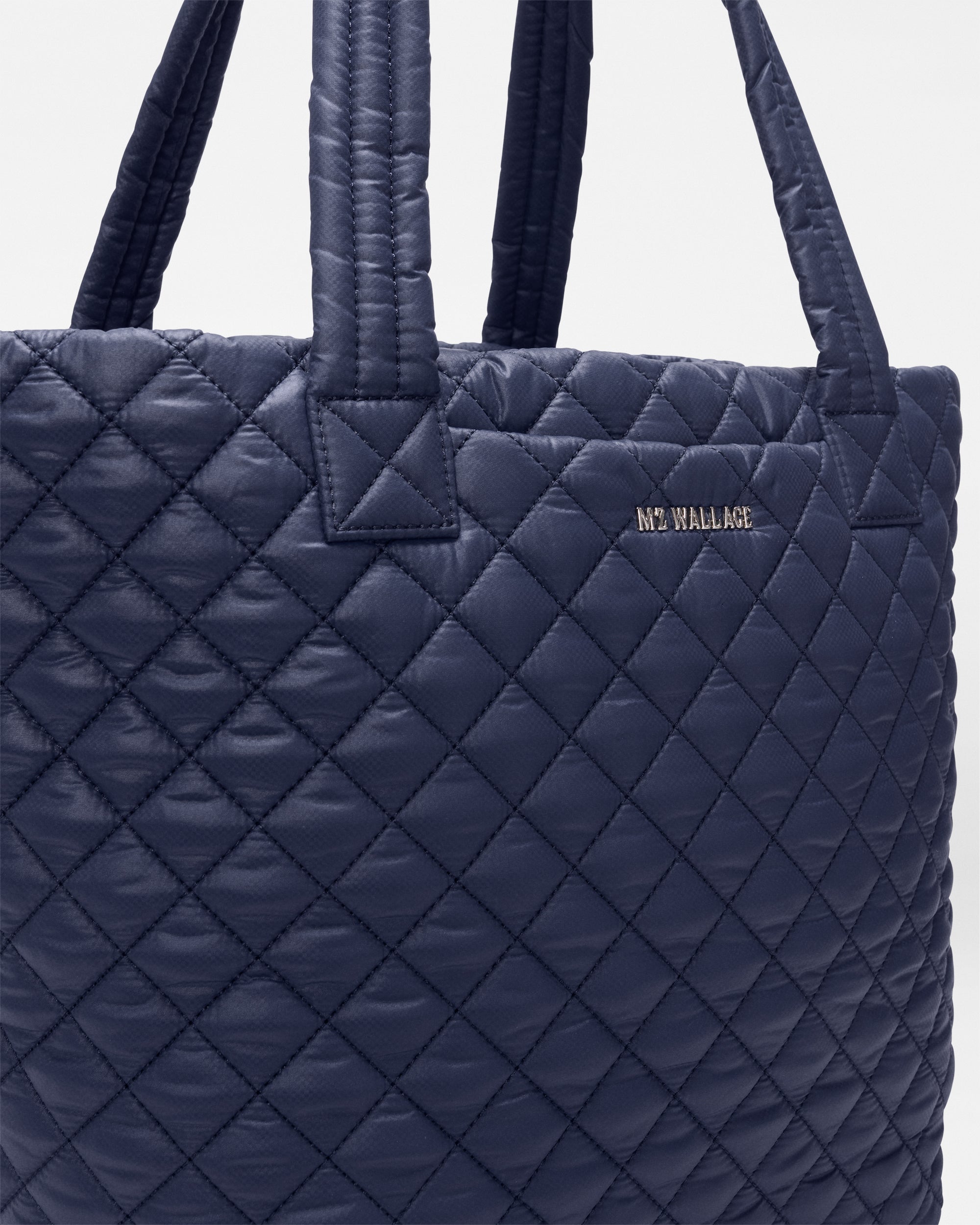 Dawn Medium Metro Tote Deluxe II