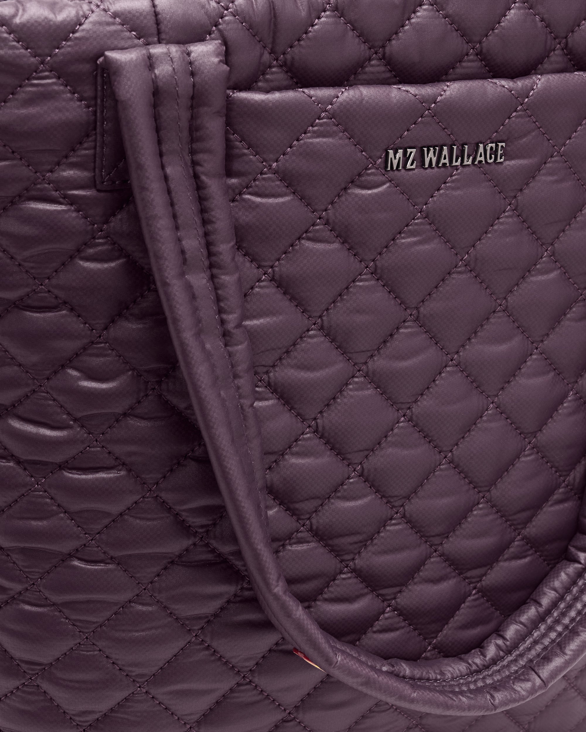 Raisin Medium Metro Tote Deluxe II