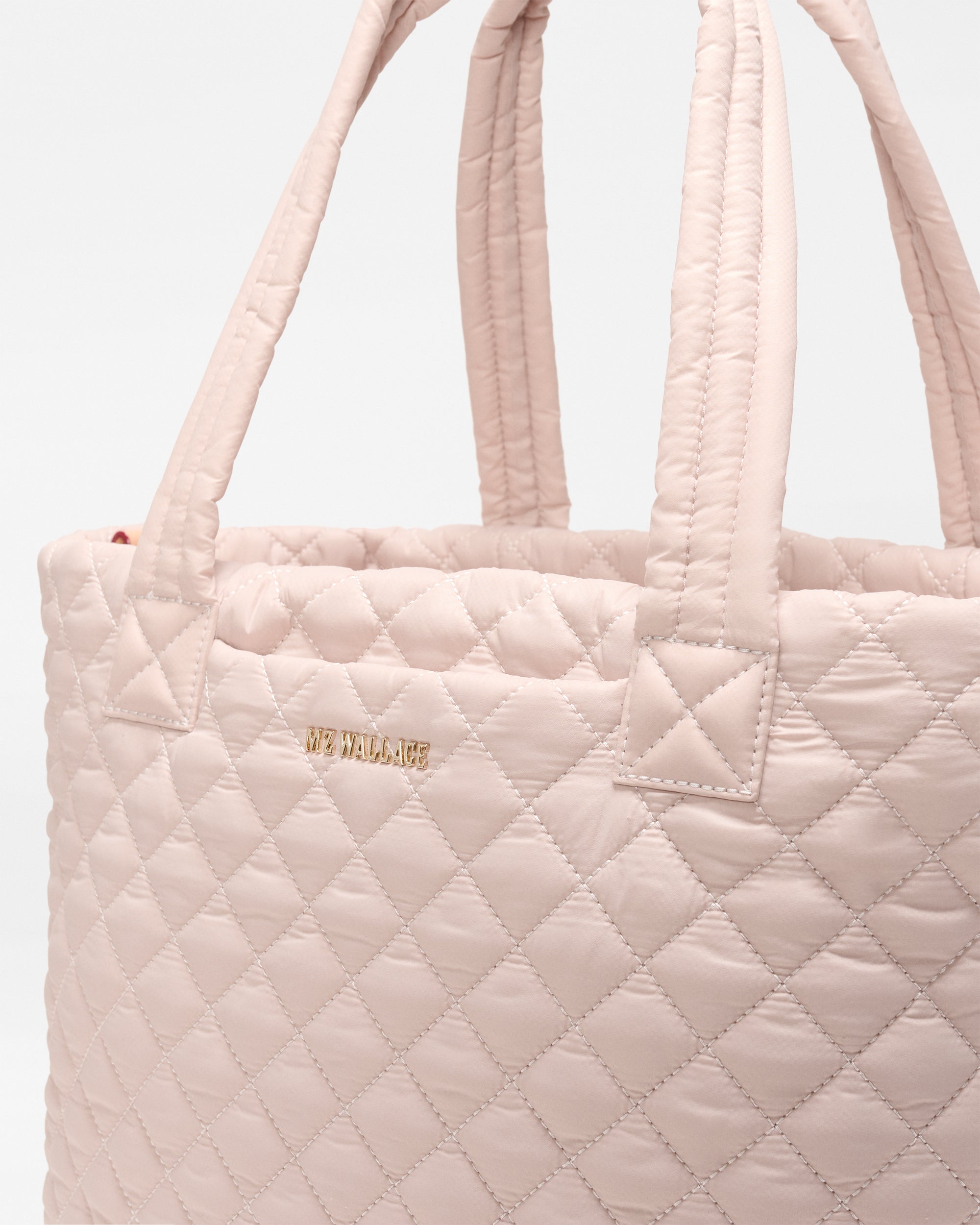City Pink Medium Metro Tote Deluxe