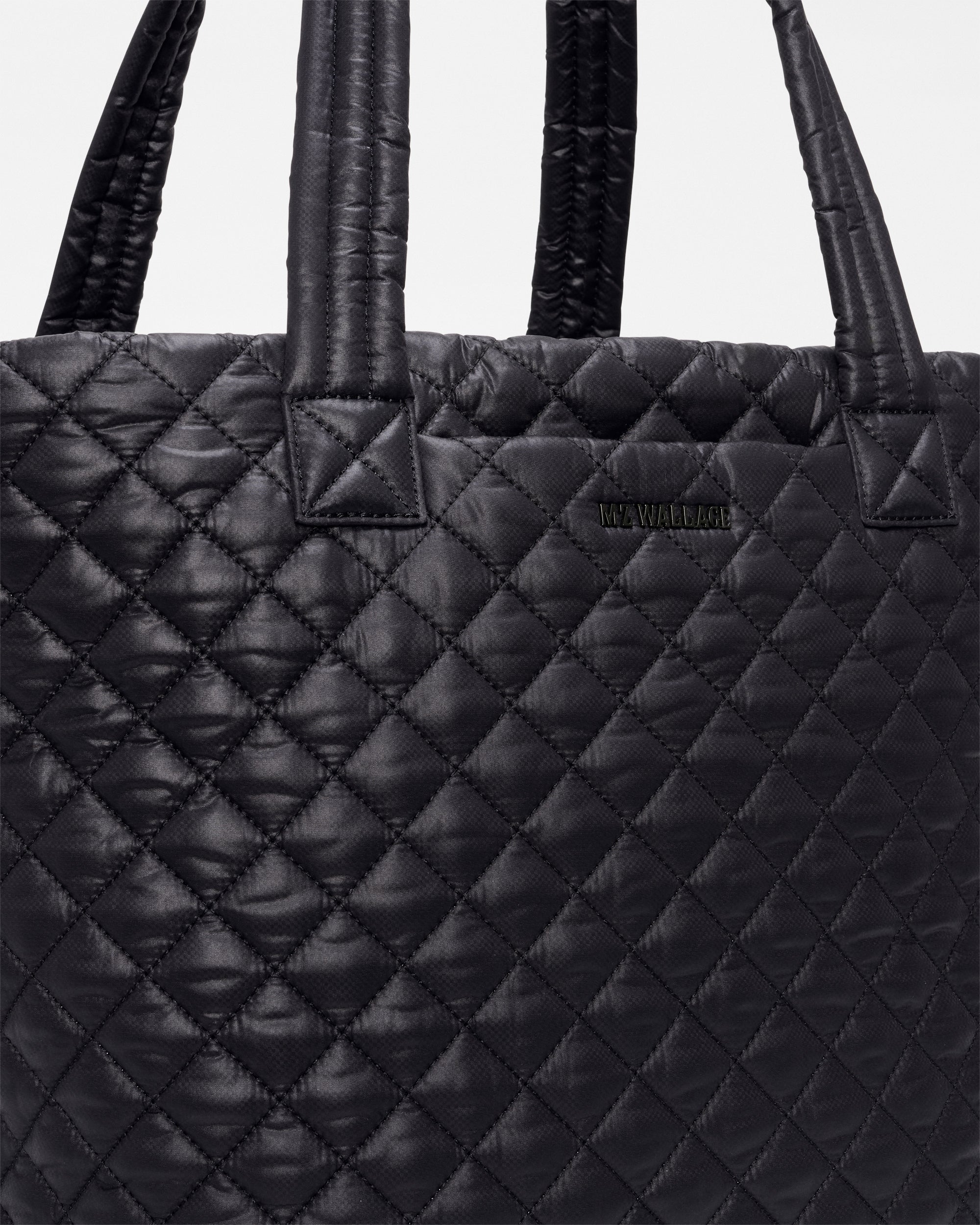 Black Medium Metro Tote Deluxe
