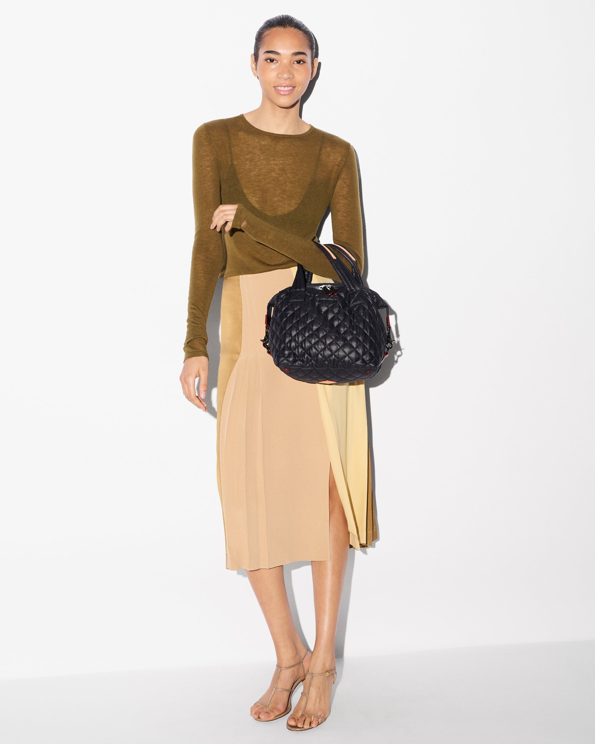 Black Small Sutton Deluxe