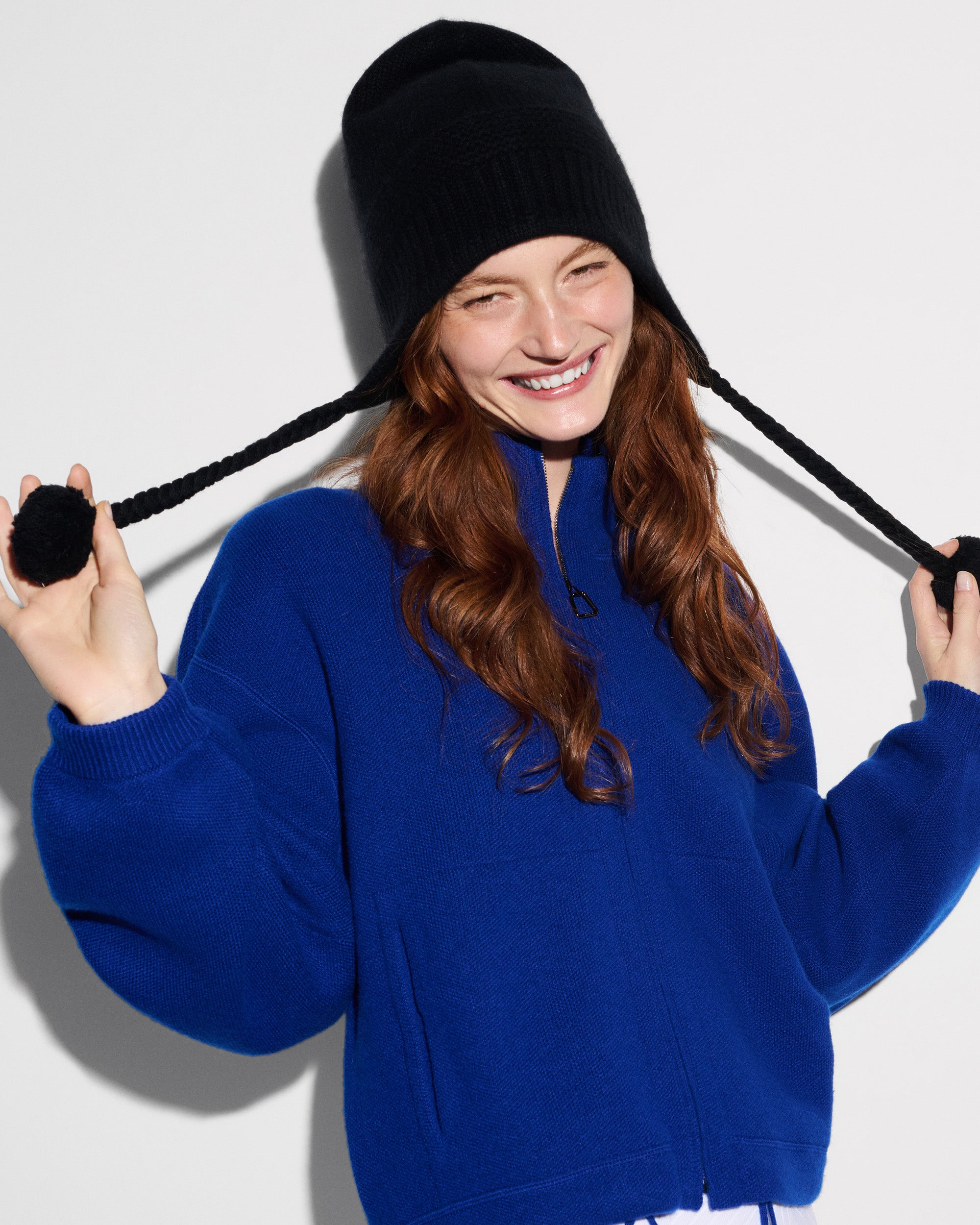 Black Cashmere Hat with Pouch