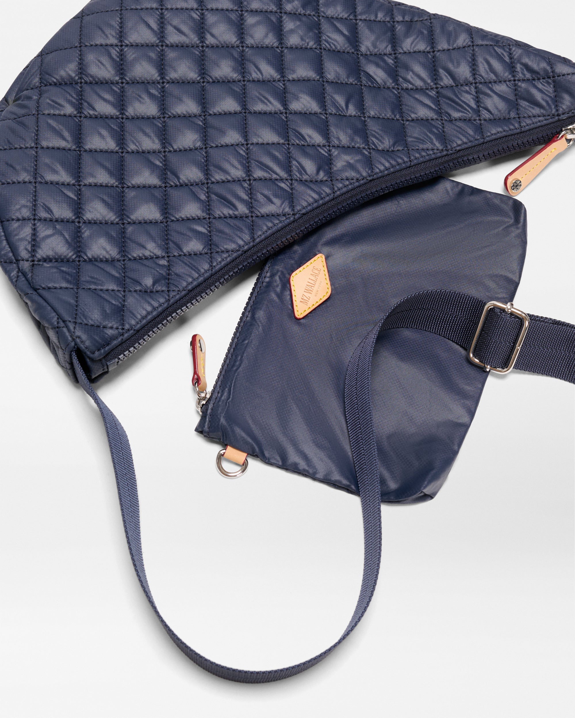 Navy Metro Smile Bag