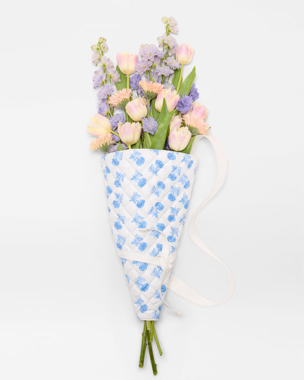 Porcelain Blue/Zinnia Flower Market Tote