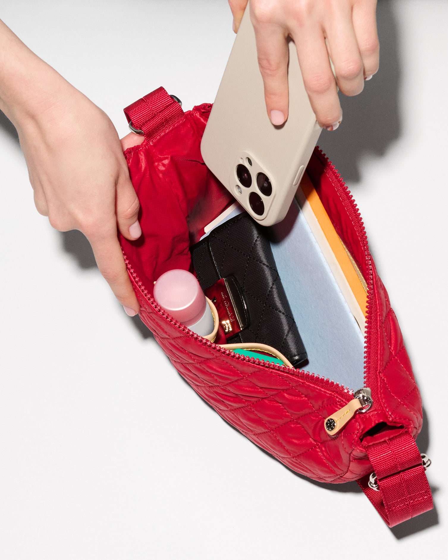 Red Apple Small Metro Smile Bag