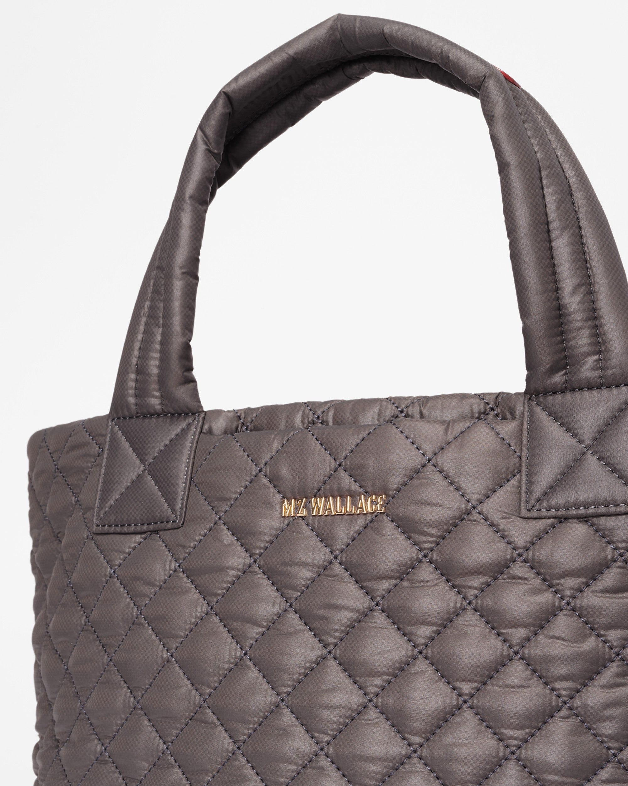 Review of the MZ Wallace Small Metro Tote Deluxe - Is it smaller than the  non-deluxe Small Metro?! 